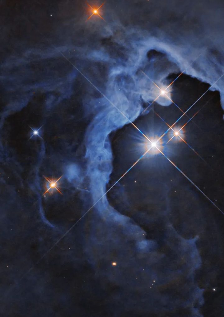 Hubble Sees a Brand New Triple Star System