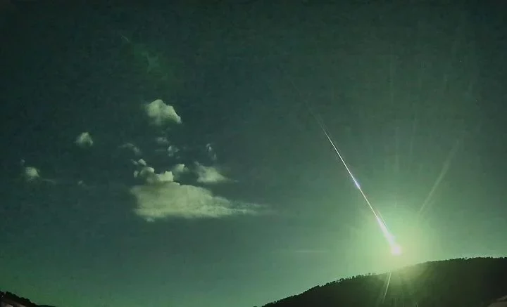 Spectacular Meteor Captured by ESA’s Fireball Camera in Cáceres, Spain