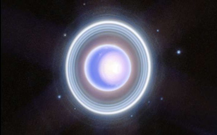 Studying the mystery of Uranus’s curiously weak radiation belts