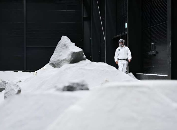 Walking on the Moon in Cologne: Europe’s lunar life simulator