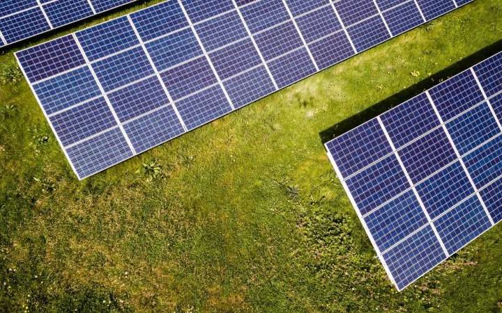 Report: Clean energy transitions continue to accelerate, but progress is uneven